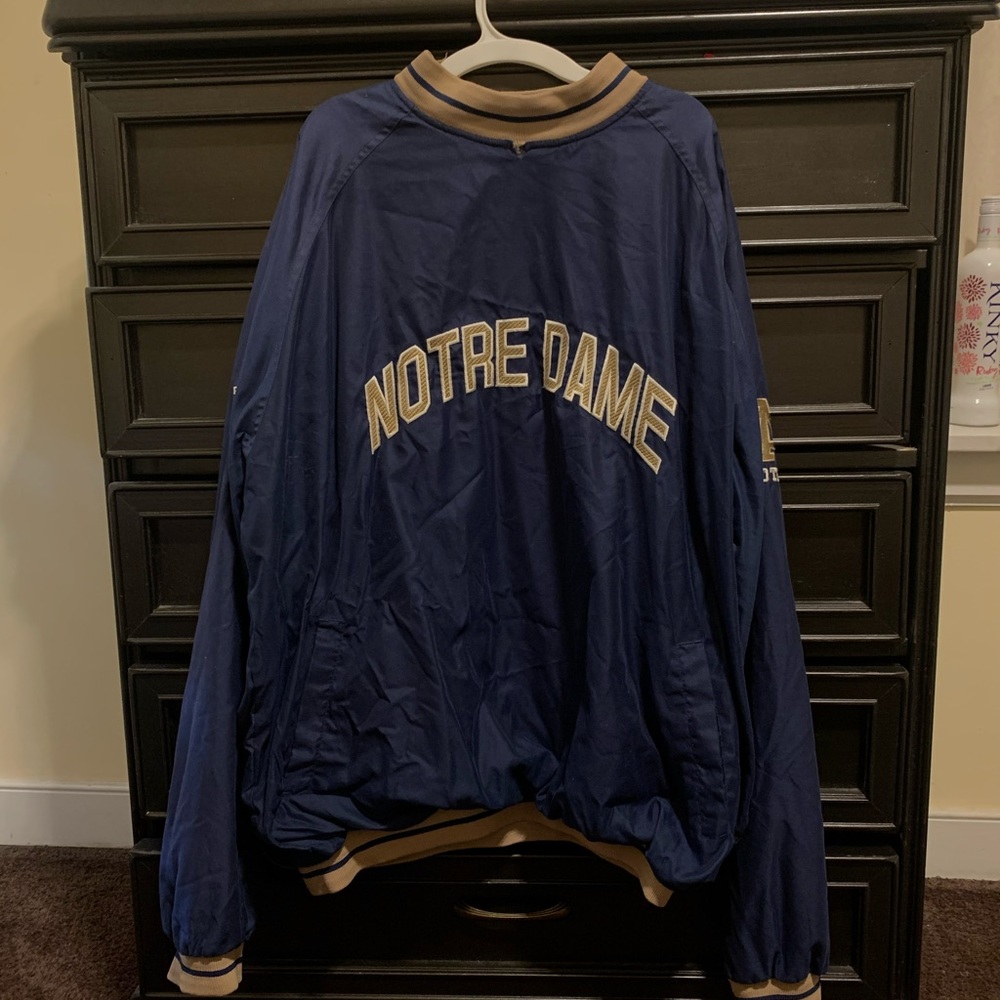 REEBOK- vintage Notre Dame crewneck